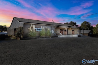 24 Reneau Rd, Oneonta, AL 35121