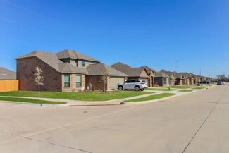 1040 Wheatfield Ln, Crowley, TX 76036