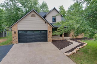 4700 N 17th St, Ozark, MO 65721