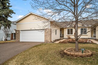 9887 Redwood St NW, Coon Rapids, MN 55433