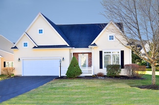 52 Wyndemere Ln, Windsor, CT 06095