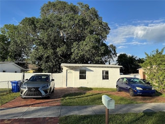 2507 NW 4th Ct, Pompano Beach, FL 33069