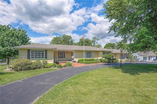 8636 Walmer St, Overland Park, KS 66212