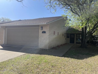 457 Summit Cir, Fredericksburg, TX 78624