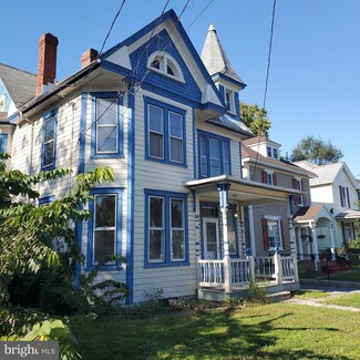 711 Winchester Ave, Martinsburg, WV 25401