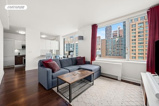 100 Riverside Blvd Unit 7U, New York, NY 10069
