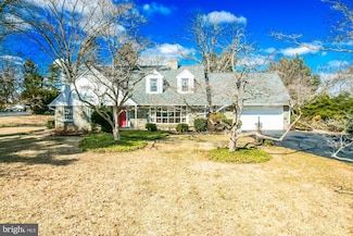 521 Locust Ln N, West Chester, PA 19380