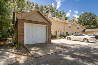 5261 SW 97th Dr, Gainesville, FL 32608