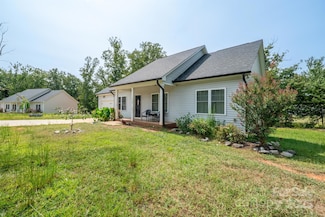 1700 Ivey Ct, Maiden, NC 28650