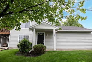 157 Hunters Ln NE, Rockford, MI 49341
