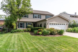 1507 Pershing Ave, Wheaton, IL 60189