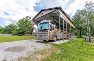 45 Rose Rd, Crump, TN 38327