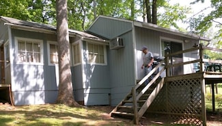 3097 Skyway Dr, Moneta, VA 24121