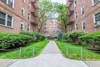 144-45 Sanford Ave Unit 6, Flushing, NY 11355