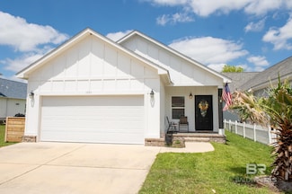 1041 Snapdragon Ln, Foley, AL 36535