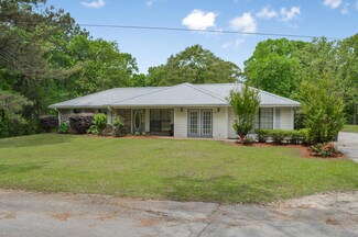 1027 Moak Reeves Rd, McComb, MS 39648