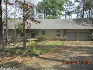 5 Woodberry Ct, Little Rock, AR 72212
