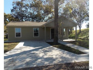 105 N 15th St, Temple, TX 76501