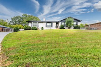 4746 Circle Dr, Florence, AL 35630