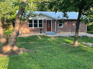 749 Salem Cir, Paris, TN 38242