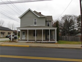 332 W 4th Ave, Derry, PA 15627