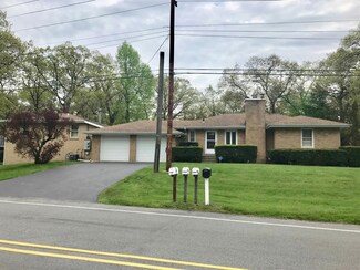 2245 W 41st Ave, Gary, IN 46408