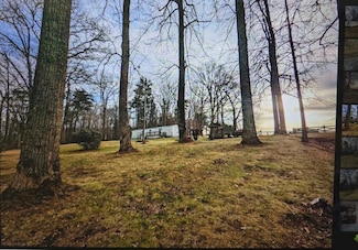 8225 Bear Ridge Rd SE, Copper Hill, VA 24079