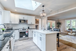 66 Forest Hill Rd, Hampden, MA 01036