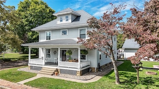 716 Front St, New Matamoras, OH 45767