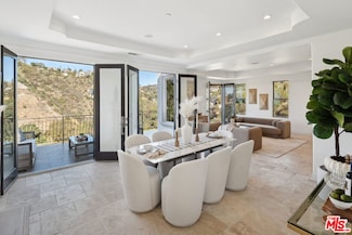 8031 Floral Ave, Los Angeles, CA 90046