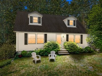 77 Brandy Ln, Uxbridge, MA 01569