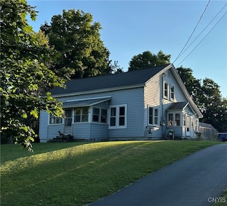 318 S Main St, Mannsville, NY 13661