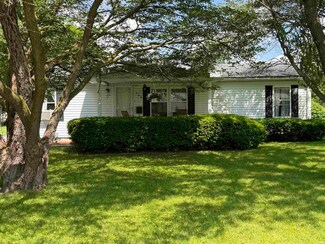 608 N Buckeye St, Fairmount, IN 46928
