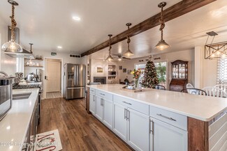 3708 N Sunset Ave, Farmington, NM 87401