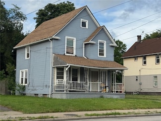 3569 Independence Rd, Cleveland, OH 44105