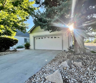 1020 Aspen Grove Cir, Minden, NV 89423