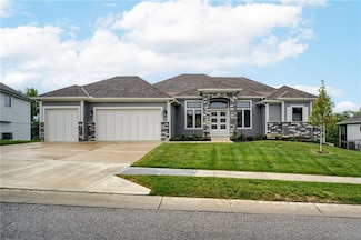 2551 NW Riverview Dr, Riverside, MO 64150