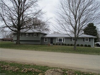 21929 Valley View Dr, West Lafayette, OH 43845