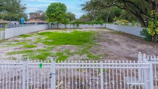 2476 NW 97th St, Miami, FL 33147