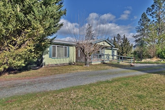 3028 Camp Joy Rd, Grants Pass, OR 97526