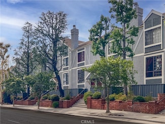 18100 Burbank Blvd Unit 11, Tarzana, CA 91356