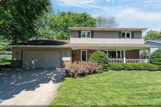 1601 S Irma St, Appleton, WI 54915