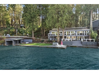 3220 Southshore Blvd, Lake Oswego, OR 97034