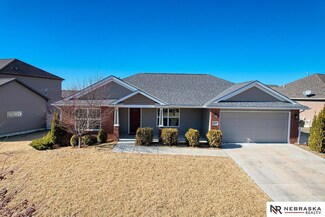 9638 Yellow Pine Rd, Lincoln, NE 68505