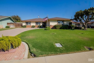 4512 Skye Dr, Bakersfield, CA 93308