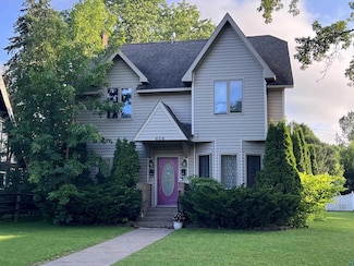 606 E 8th St, Superior, WI 54880