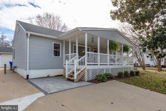 136 Barrett Heights Rd, Stafford, VA 22556