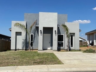 5114 Galicia Ln, Laredo, TX 78046