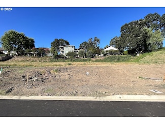 2787 NW Pinehurst Dr Unit 10, McMinnville, OR 97128