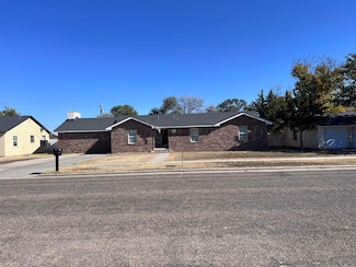 220 Star St, Hereford, TX 79045